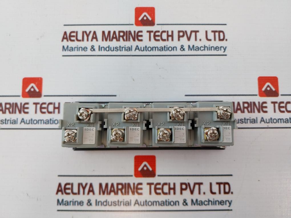 Idec Slc30n Led Display Module 230vac 50-60 Hz