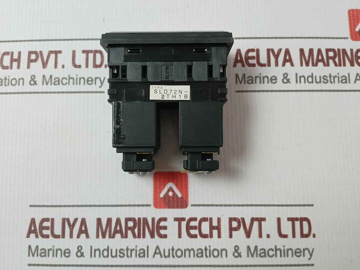 Idec Sld72N-2Th1Brg Square Light 50-60Hz 100/110V