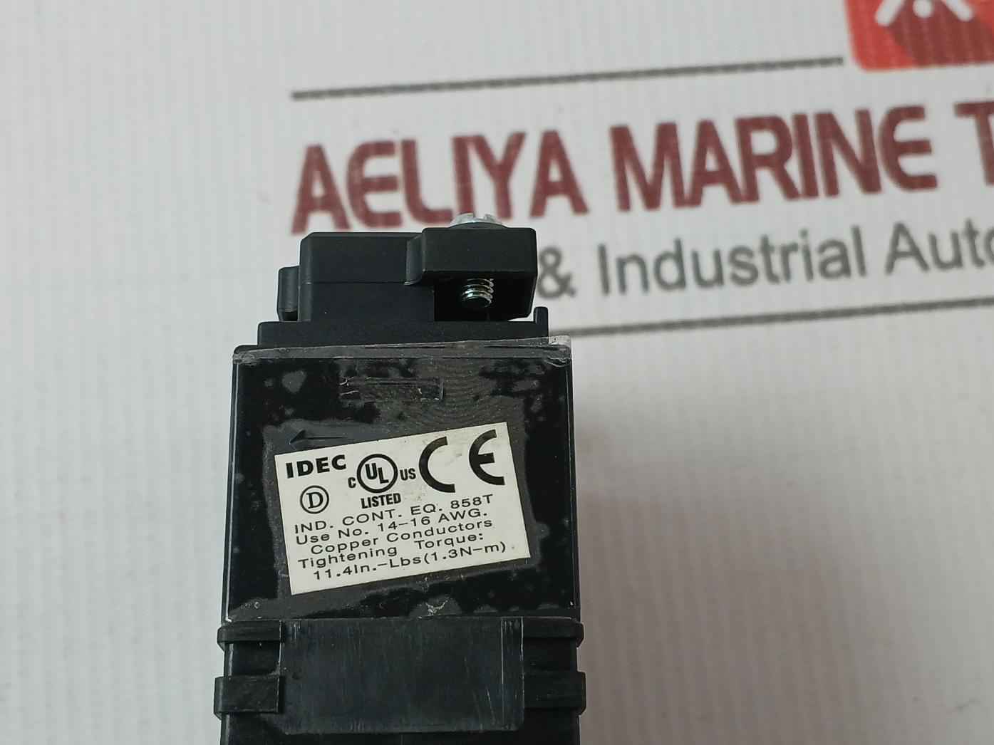 Idec Sld72N-2Th1Brg Square Light 50-60Hz 100/110V