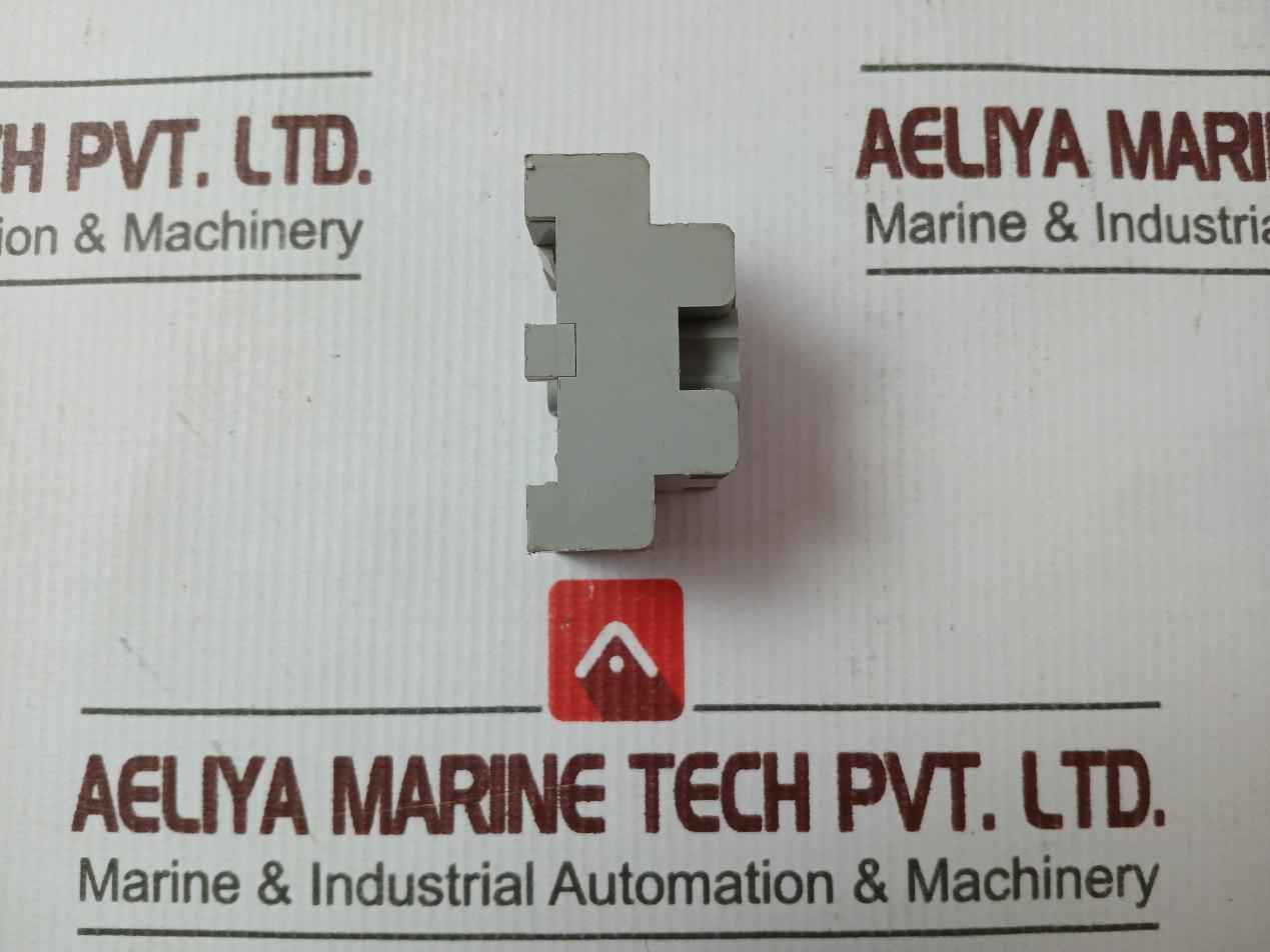 Idec Sr2P-05 Relay Socket 10A 300V