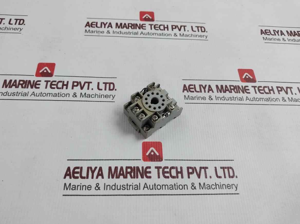 Idec Sr3P-05U Relay Socket 10A 300V