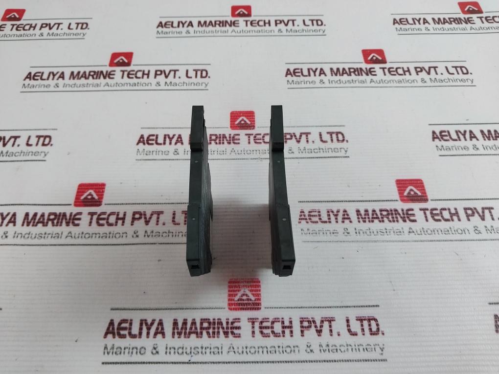 Idec Sv1H-07L-3 Relay/Socket Rv8H Series Rv1H-g-d60