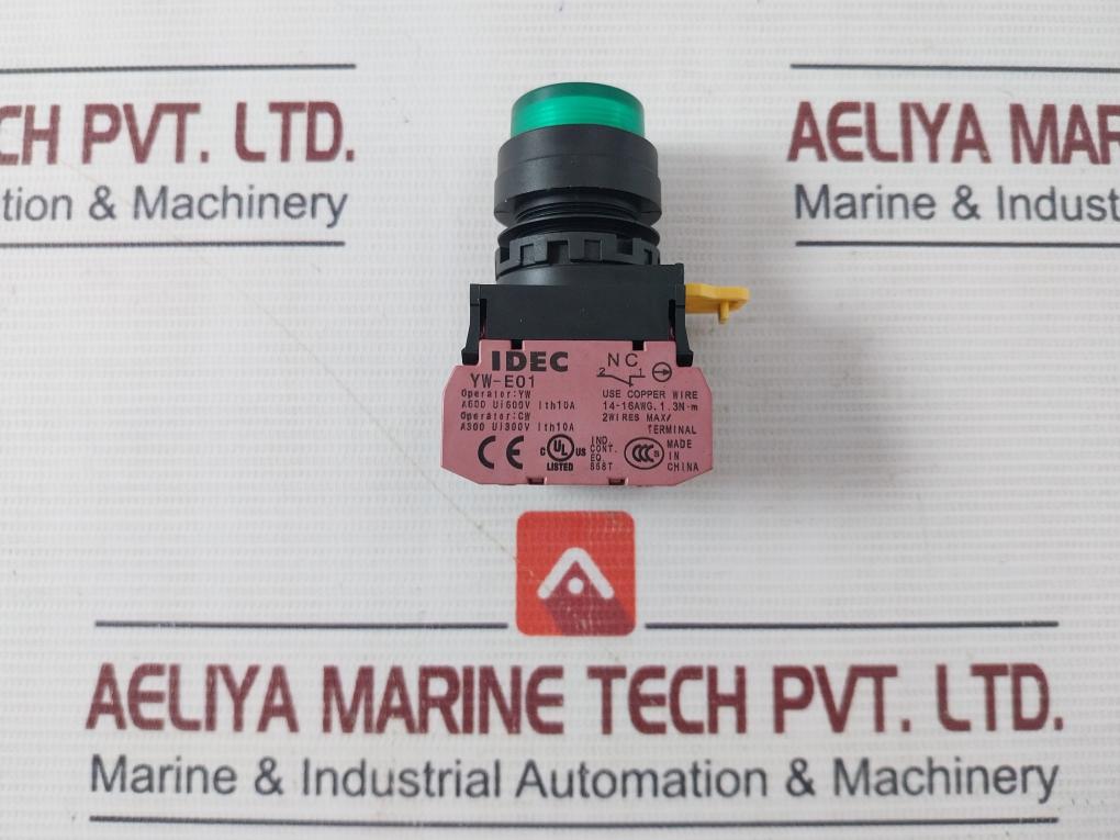 Idec Yw-e01 Push Button Switch 30/240V