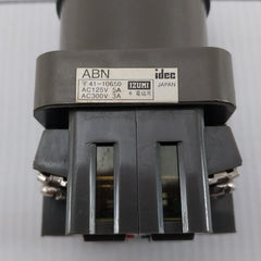 Idec 41-10650 Push Button Switch 600V/10A