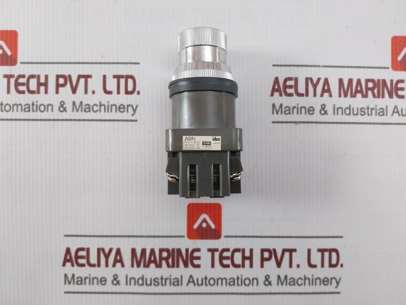 Idec Abn6111-r Emergency Stop Push-button Switch