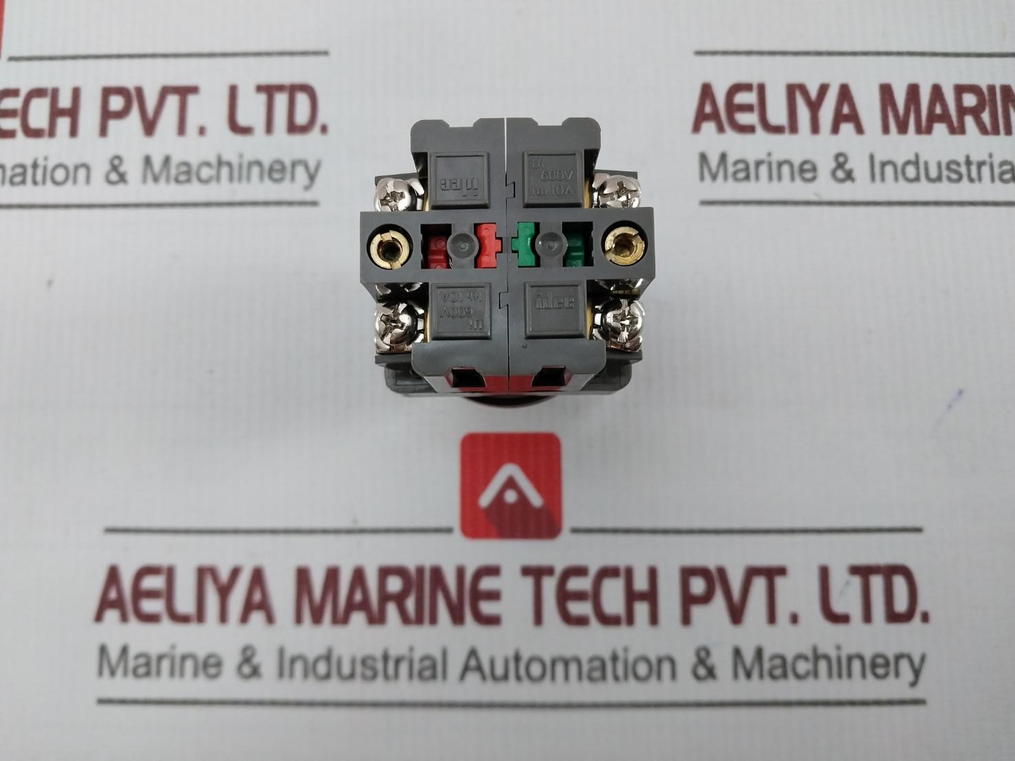 Idec Asn111 Selector Switch 600V/10A