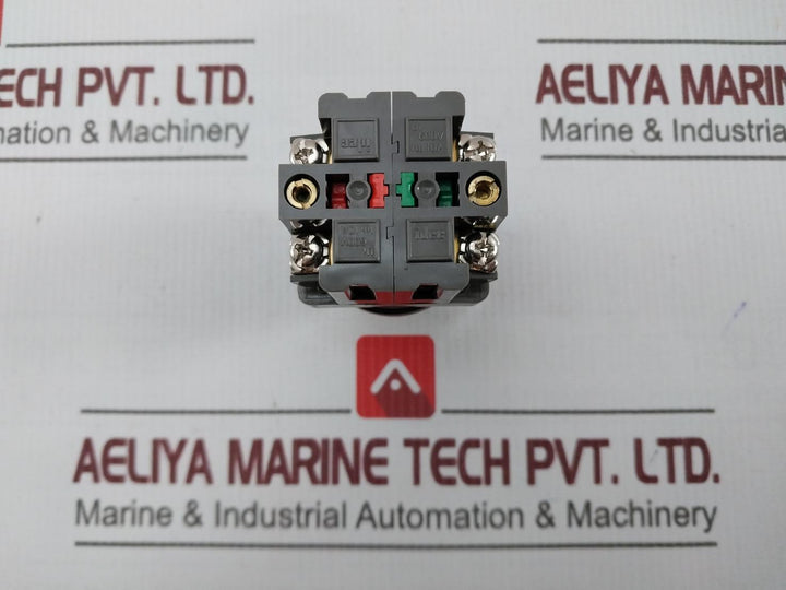 Idec Asn111 Selector Switch 600V/10A