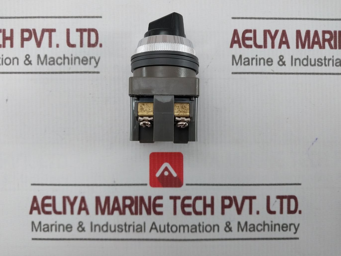 Idec Asn307S Stop/Run Selector Switch Ac 125V 5A Ac 300V 3A C0S3