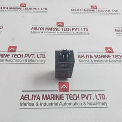 Idec Gt5P-f3Sa100 Miniature Timer 100-120Vac (50/60Hz) 0-3 Sec