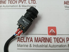 Idec Lw-c6 Push Button Control Switch