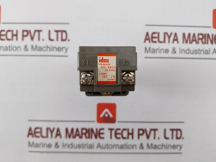 Idec Pilot Light With A Transformer Unit 400/440V