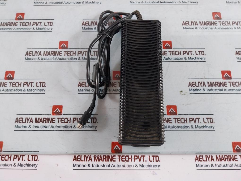 IDIRECT 5100 Ault Incorporated 5000 Series Satellite Router With Power Supply