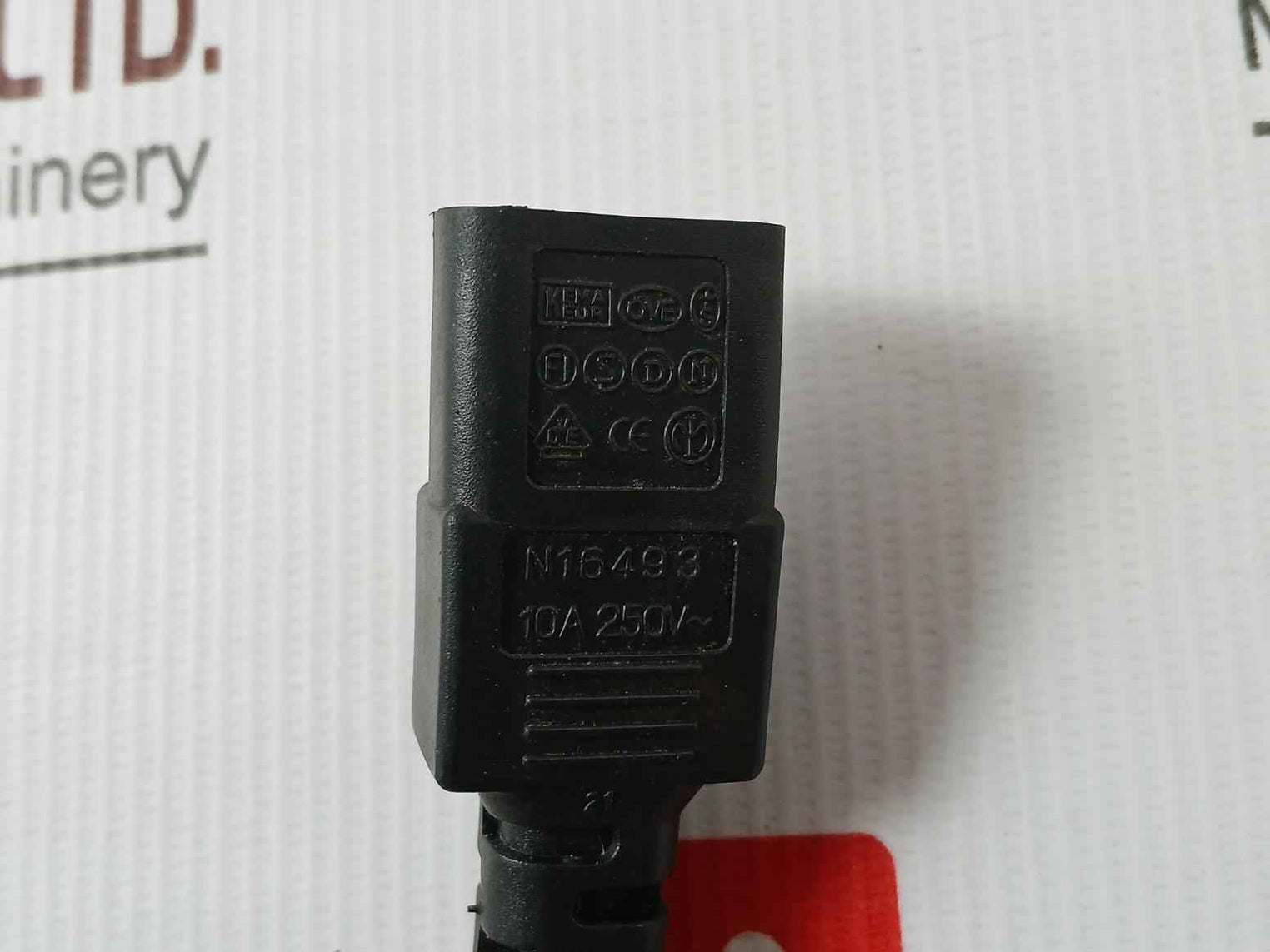 Iei Ecw-181Bs2 Embedded System W/ Adapter Ver 009 Up0451E-12P