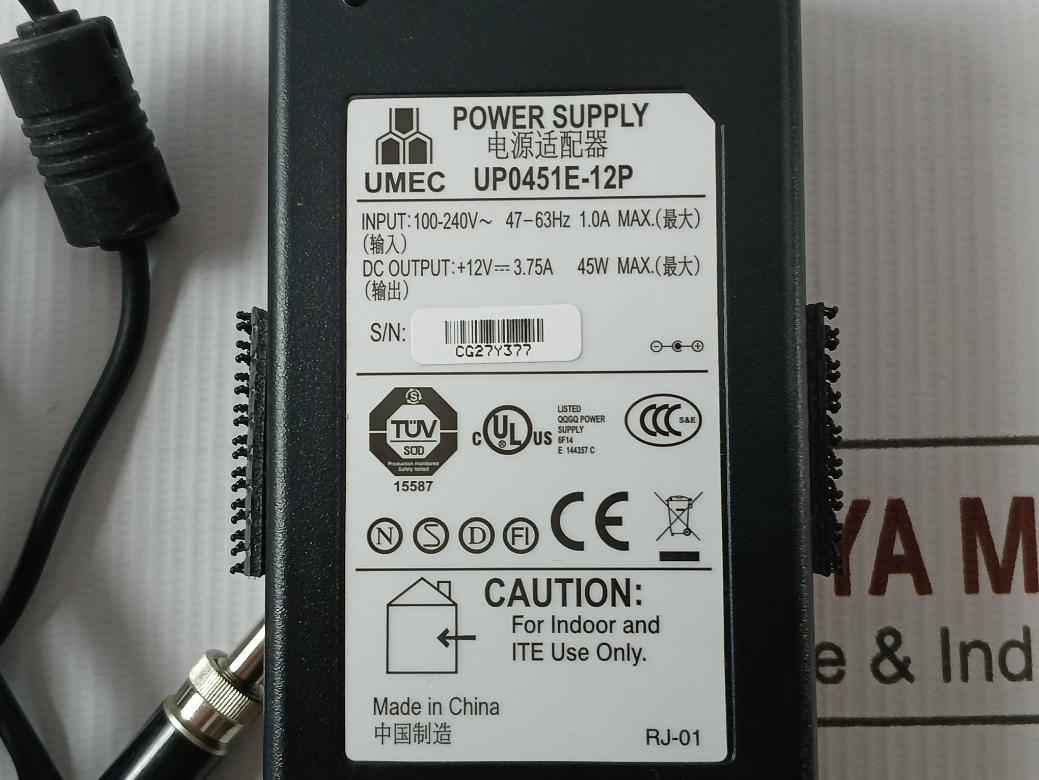 Iei Ecw-181Bs2 Embedded System W/ Adapter Ver 009 Up0451E-12P