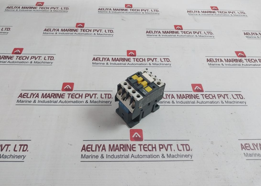 Iek КМИ-10910 Small-sized Contactor 50Hz 25A
