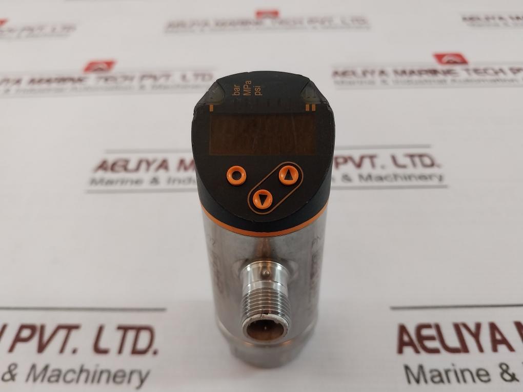 Ifm Electronic Pn2292 Pressure Sensor With Display 18-30Vdc 1/4-18 Npt Ip65/Ip67
