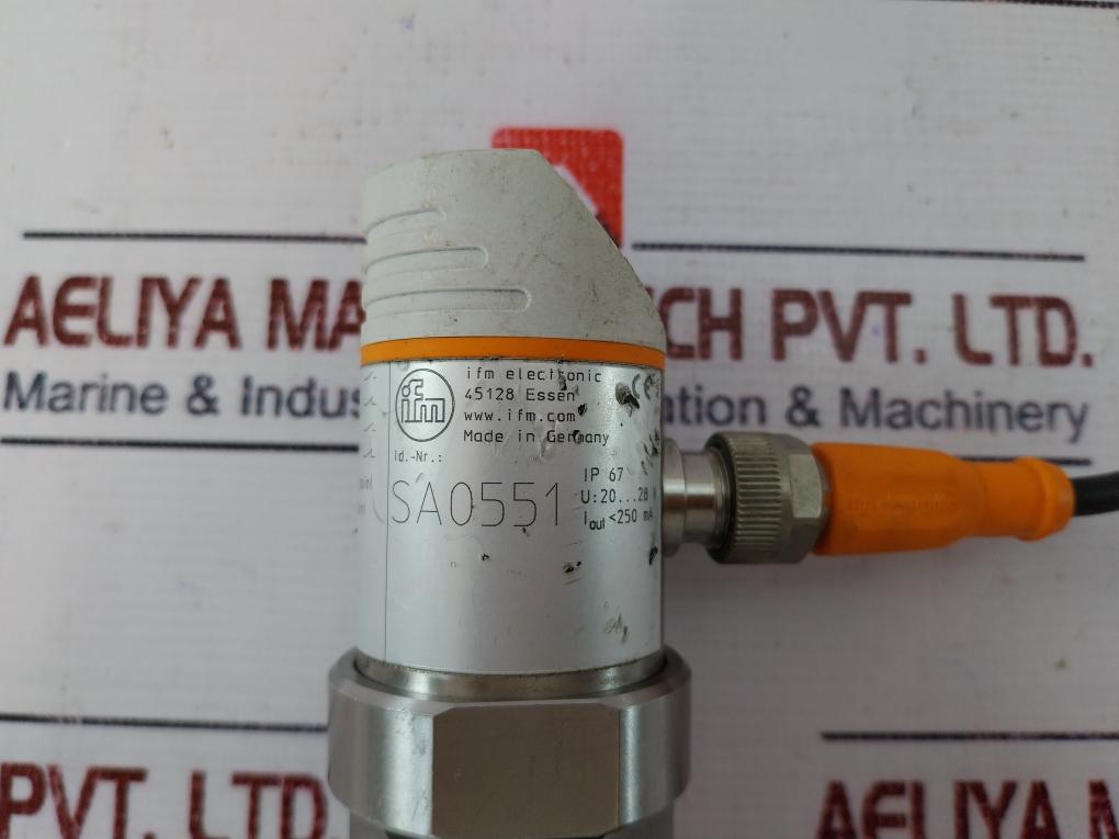 Ifm Electronic Sa0551 Flow Sensor 4-20Ma Ip 67 15-1205C