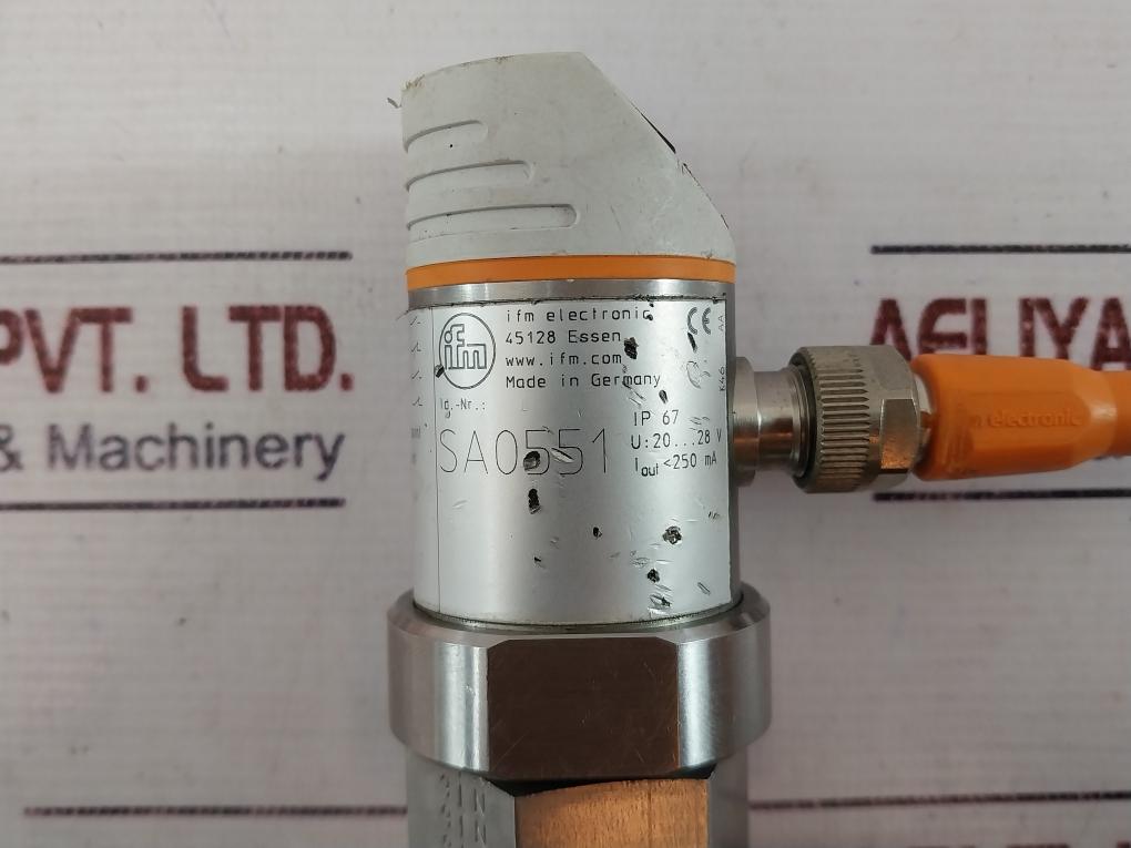 Ifm Electronic Sa0551 Flow Sensor 4-20Ma 0-10V