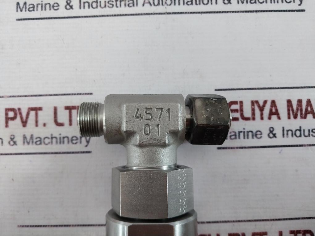 Ifm Electronic Sa0551 Flow Sensor 4-20ma 0-10v