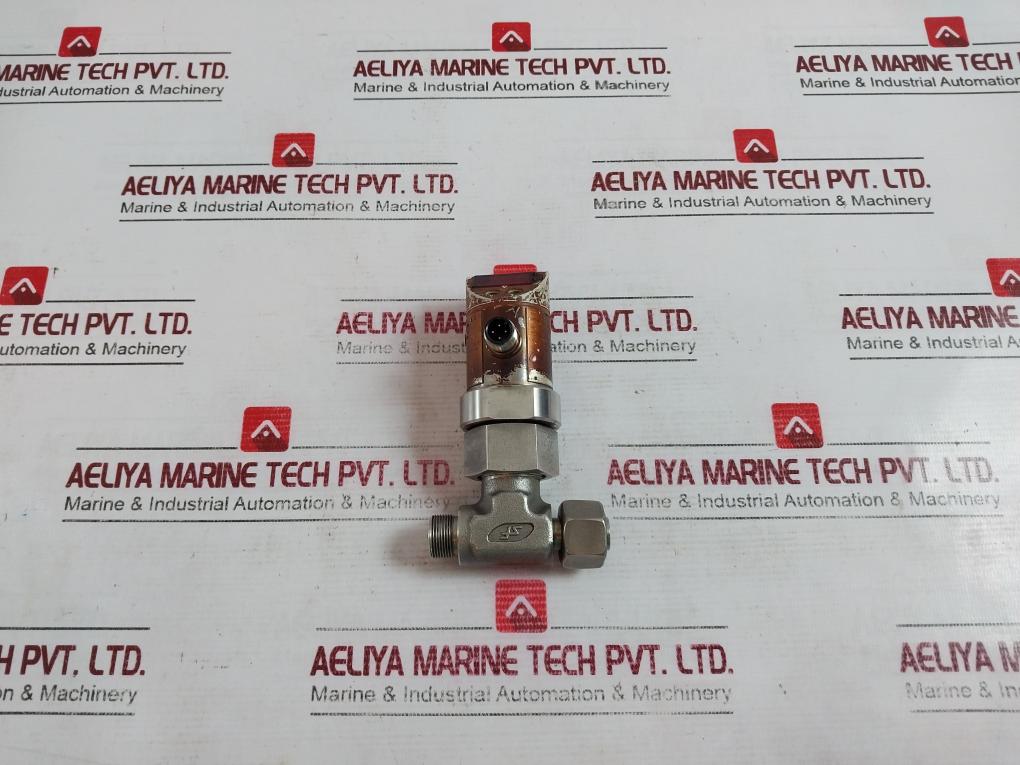 Ifm Electronic Sa0551 Flow Sensor Ip67 20-28V 4-20Ma