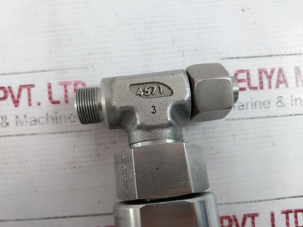 Ifm Electronic Sa0551 Flow Sensor Ip67 20-28V 4-20Ma