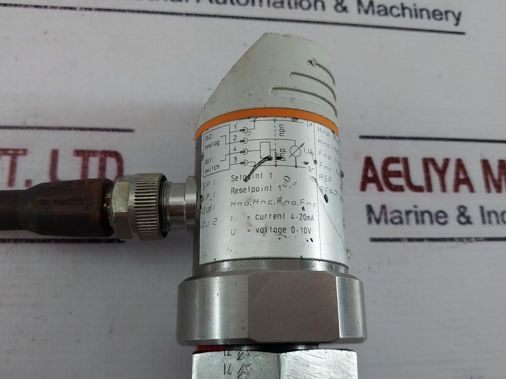 Ifm Electronic Sa0551 Flow Sensor Current 4-20Ma Voltage 0-10