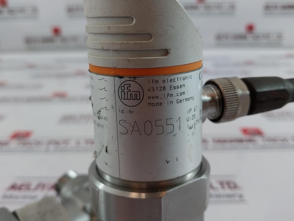 Ifm Electronic Sa0551 Flow Sensor Current 4-20Ma Voltage 0-10