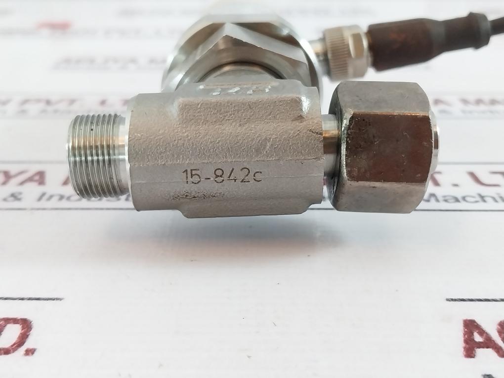 Ifm Electronic Sa0551 Flow Sensor Current 4-20Ma Voltage 0-10