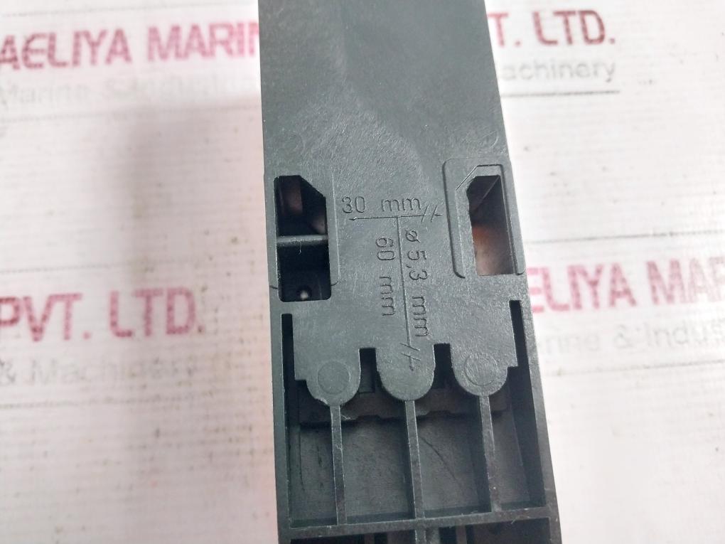 Ifm Im5022 Inductive Sensor Ime3015Bfpkg/2-led 10-36V Dc 250Ma Ip65