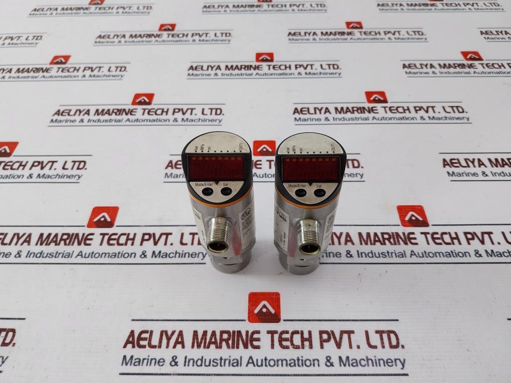 IFM PN3004 Pressure Sensor with Display IP65