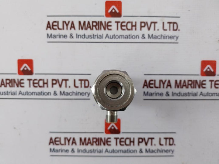 IFM PN3004 Pressure Sensor with Display IP65
