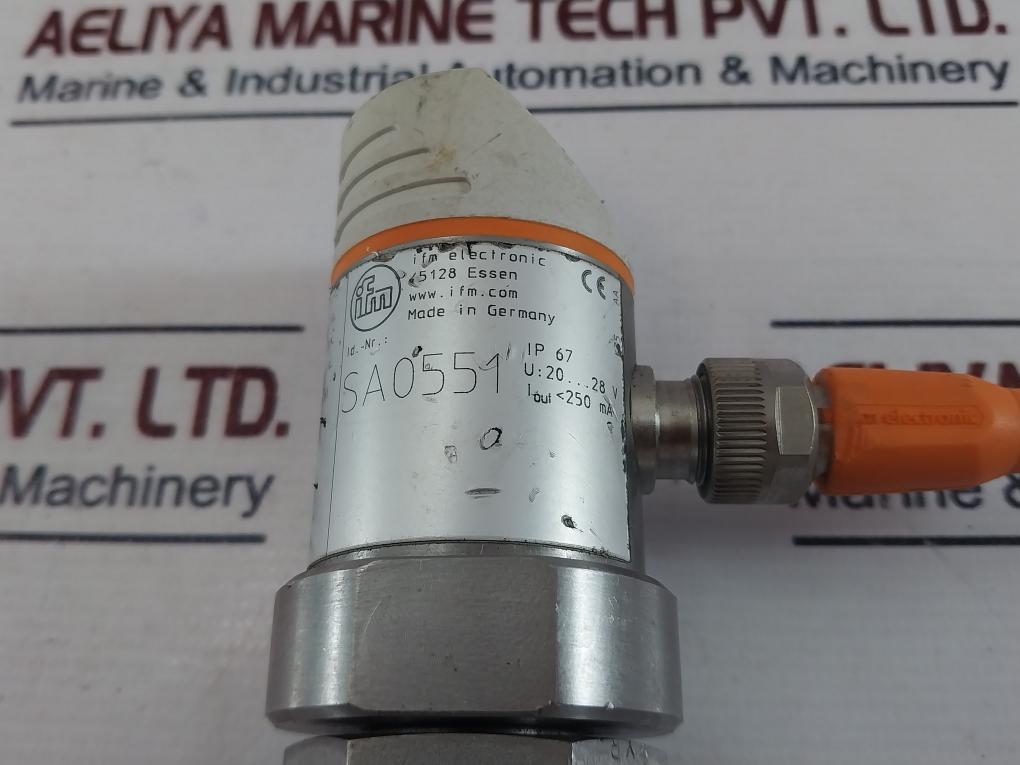 Ifm Sa0551 Electronic Flow Sensor Precision Monitoring Ip 67