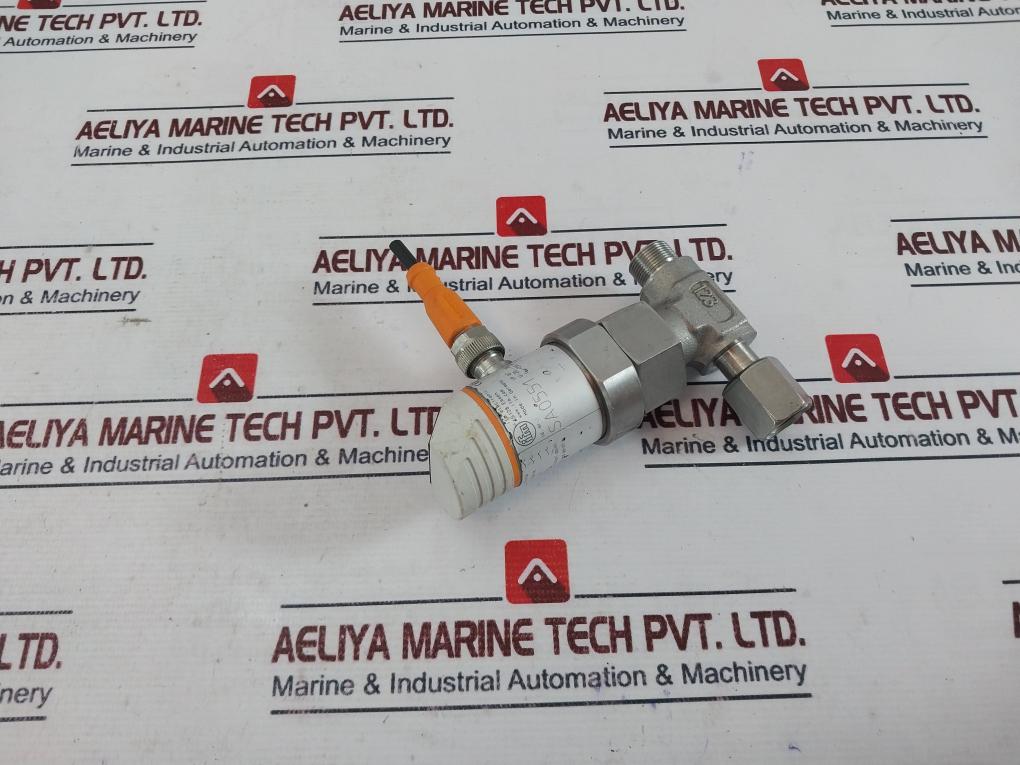 Ifm Sa0551 Electronic Flow Sensor Precision Monitoring Ip 67