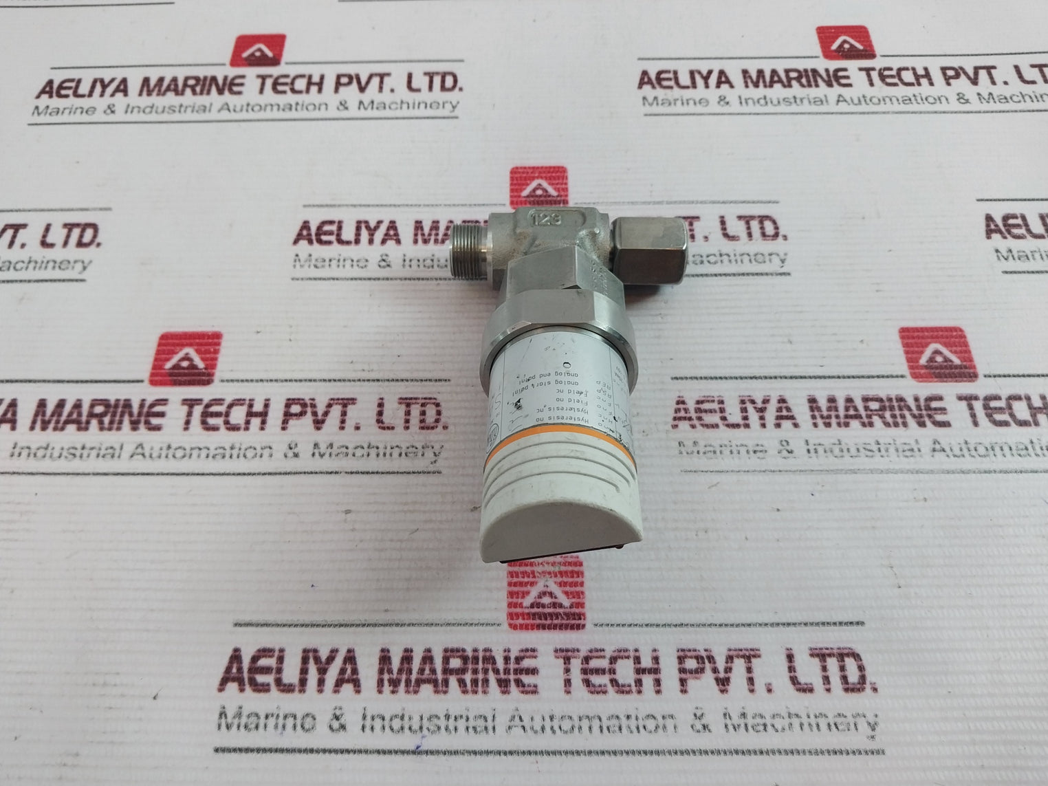 Ifm Sa0551 Flow Sensor Ip67 20-28V 11-1250C 4-20Ma