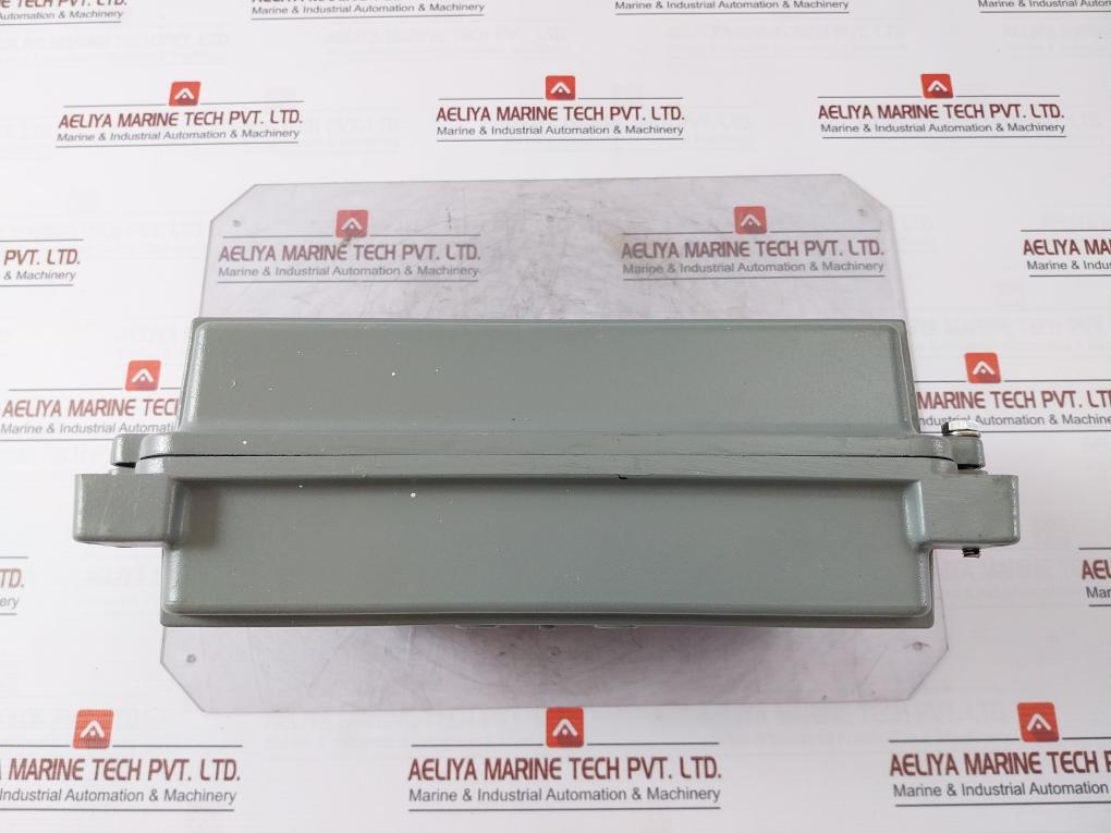 Ikusi Tad 610 Power Supply Amplifier 230V-50 Hz 18W 40 ÷ 425 Mhz 10 ÷ 30