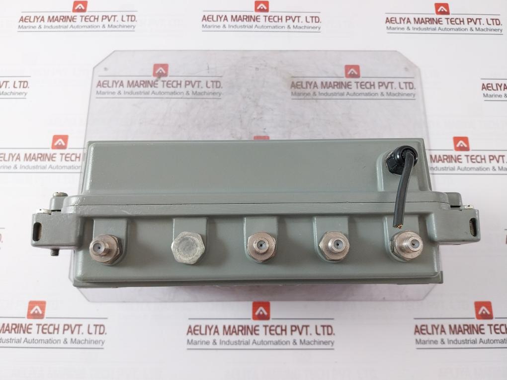 Ikusi Tad 610 Power Supply Amplifier 230V-50 Hz 18W 40 ÷ 425 Mhz 10 ÷ 30