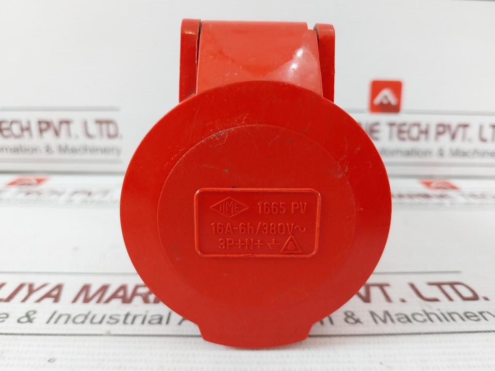 Ilme 1665 Pv Cee Plug Connector 16A-6H/380V