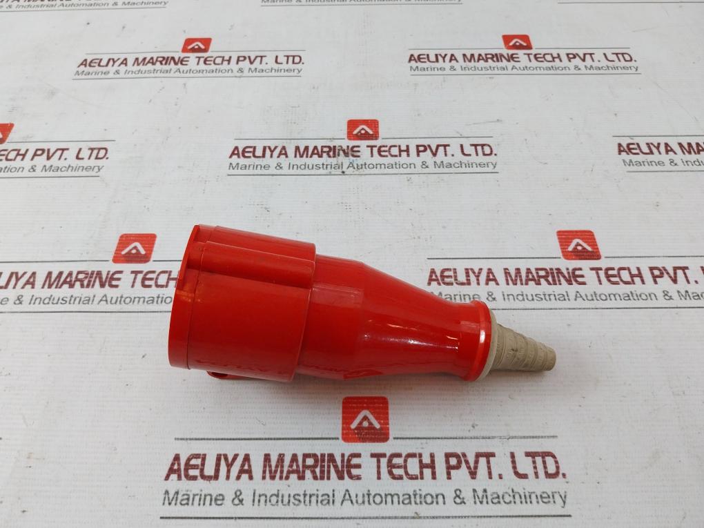 Ilme 1665 Pv Cee Plug Connector 16A-6H/380V