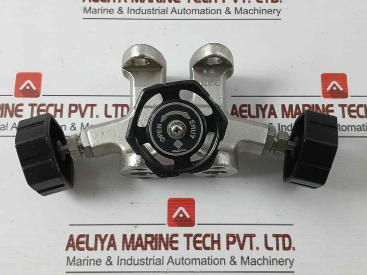 Im300B Manifold Valve 3-dial Valves Brand Yokogawa