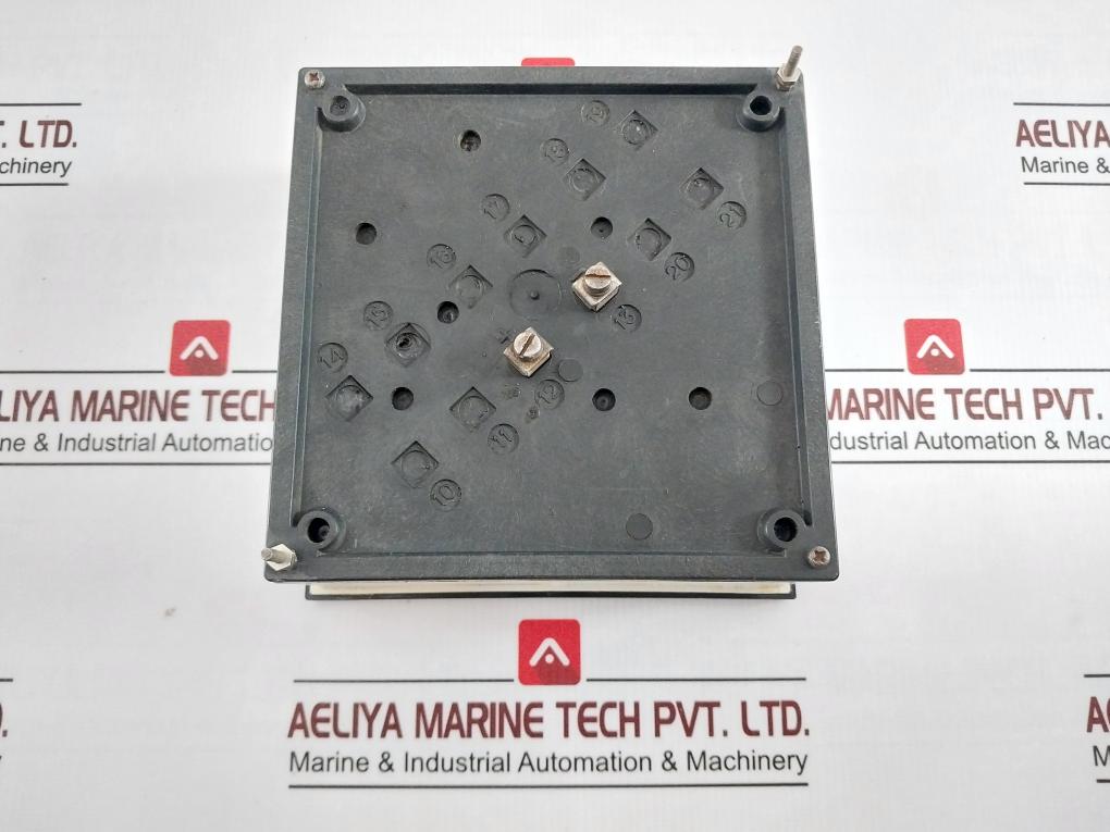 Ime ∞ -5 To 0 MΩ Analog Megaohmmeter 100V