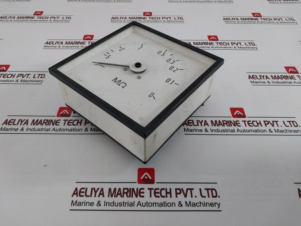 Ime ∞ -5 To 0 MΩ Analog Megaohmmeter 100V