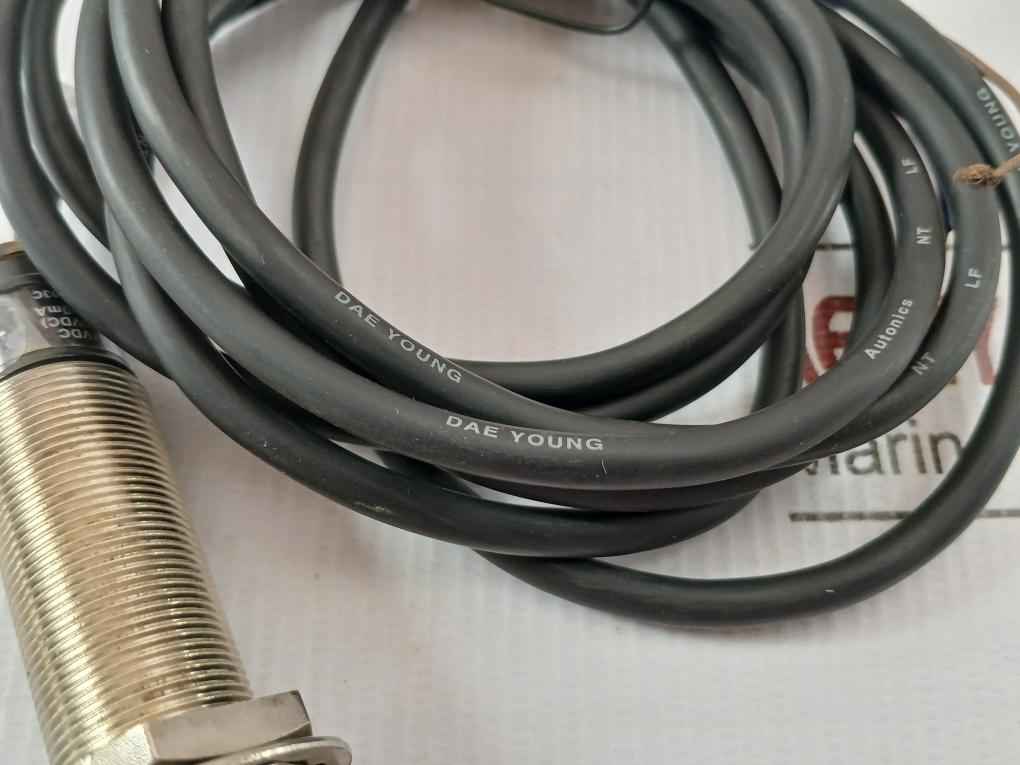 Inductive Proximity Sensor Meter - 2 Max - 200Ma Autonics Prl18-8Dp