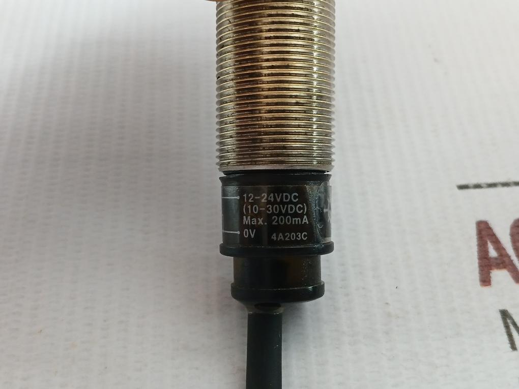 Inductive Proximity Sensor Meter - 2 Max - 200Ma Autonics Prl18-8Dp