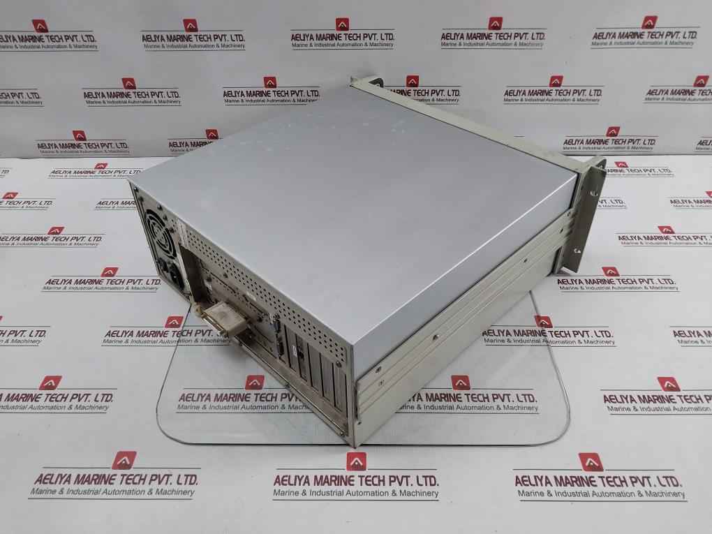 Industrial & Communication Products Rack Mount Pc-500 Computer Srb01225 Used