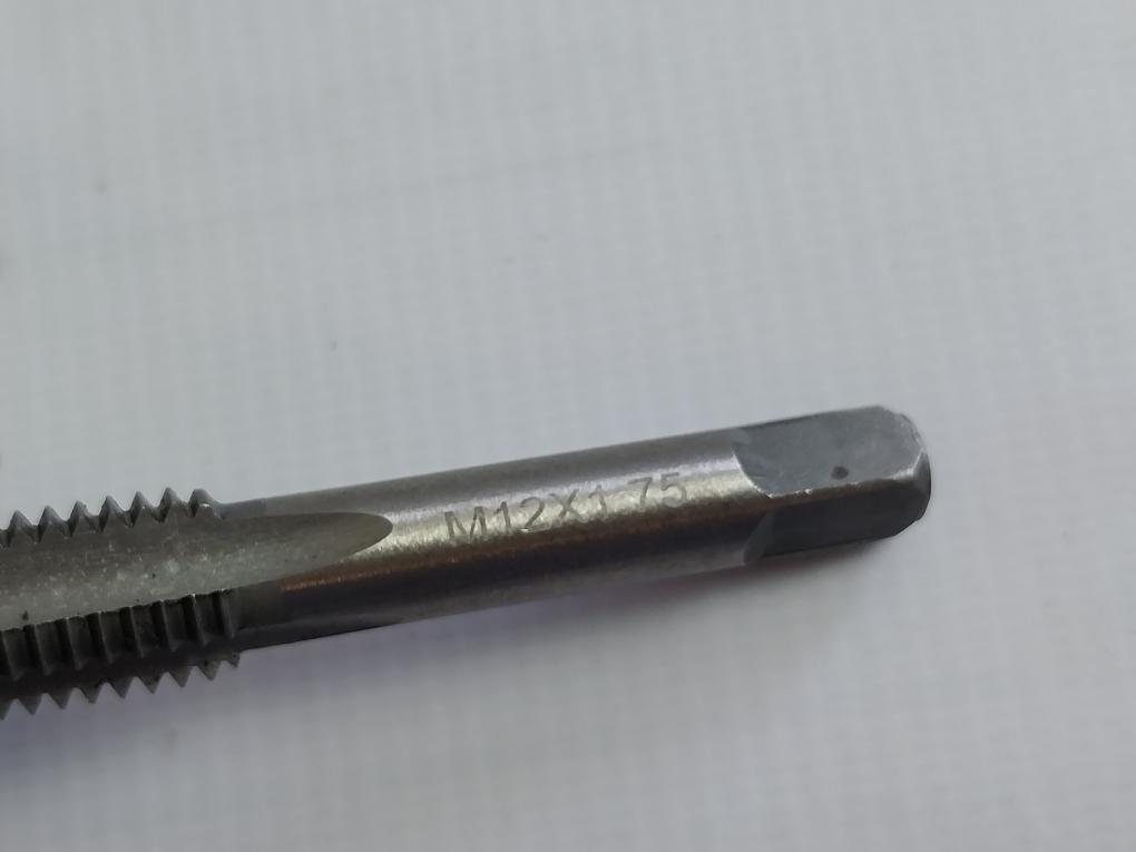 Ineco 025.880353 Taps &; Round Dies Set 25.4X9.5 M 3-12 W 1/16-1/2 M8X1.25