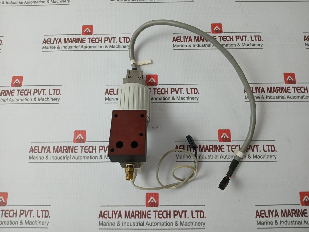 Inficon Cdg025 Digital Pressure Switch Dc12-24V 1.6W Max -0.100-1.000 Mpa