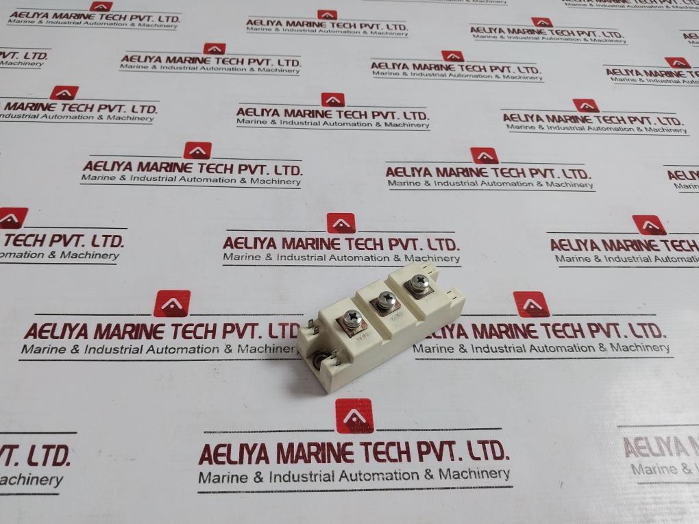 Infineon Bsm100Gb60Dlc Igbt Module G 10490 0299