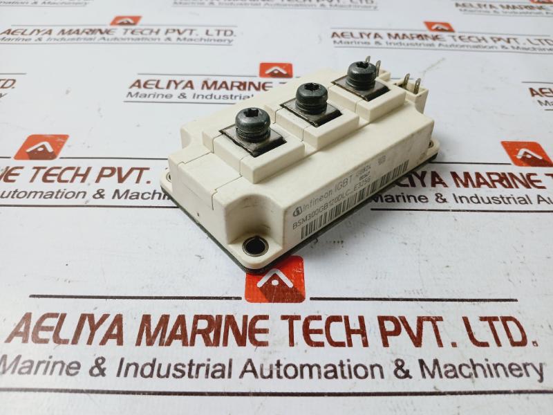 Infineon Bsm300gb120dlc-e3256 Igbt Semiconductor Module G0824
