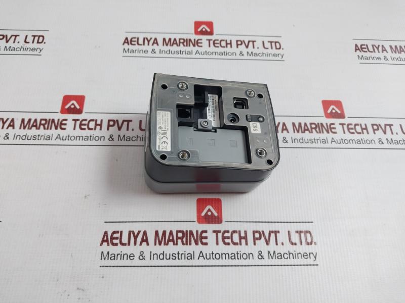 Iuc280-01T2804A Compact Multiple Reader Ip54 Ingenico