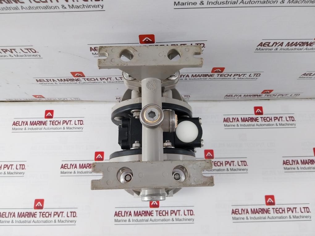 Ingersoll-rand 670034 Air-operated Double Diaphragm Pump 100 Psi 6.9 Bar